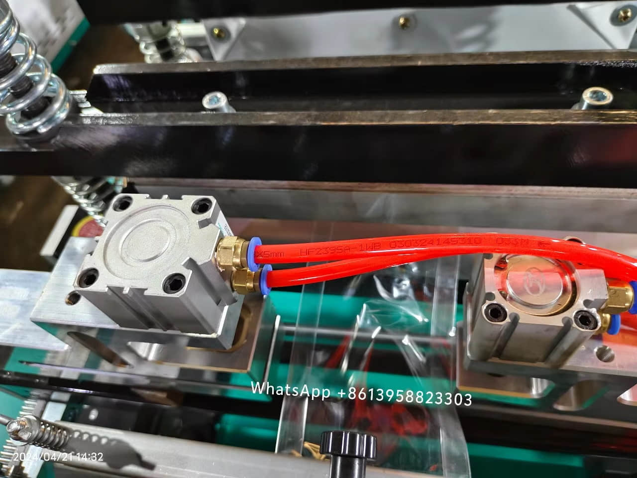 Máquina para fabricar bolsas con sellado central para laminación de bolsas alimentos y café MJ-350-B