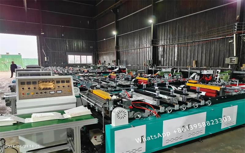 Máquina para fabricar bolsas con sellado central para laminación de bolsas alimentos y café MJ-350-B