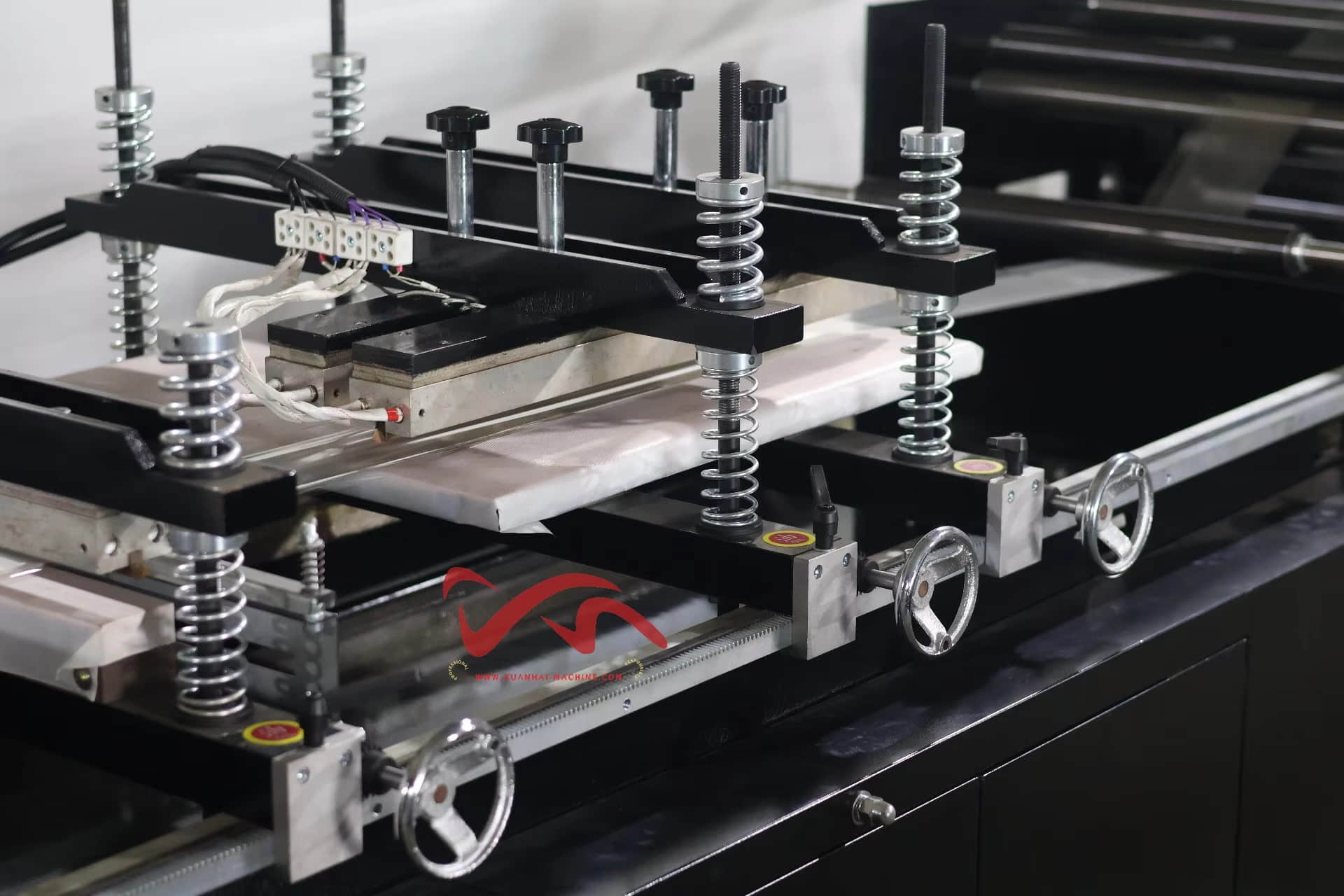 Máquina para fabricar bolsas - Sellado de tres lados SBF 500 Máquina para fabricar bolsas - Sellado de tres lados SBF 500