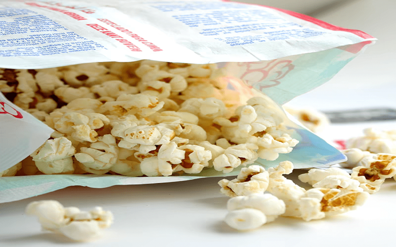 ¿Sabes cómo hacer bolsas de palomitas de maíz para microondas? ¿Cuántas máquinas necesito?