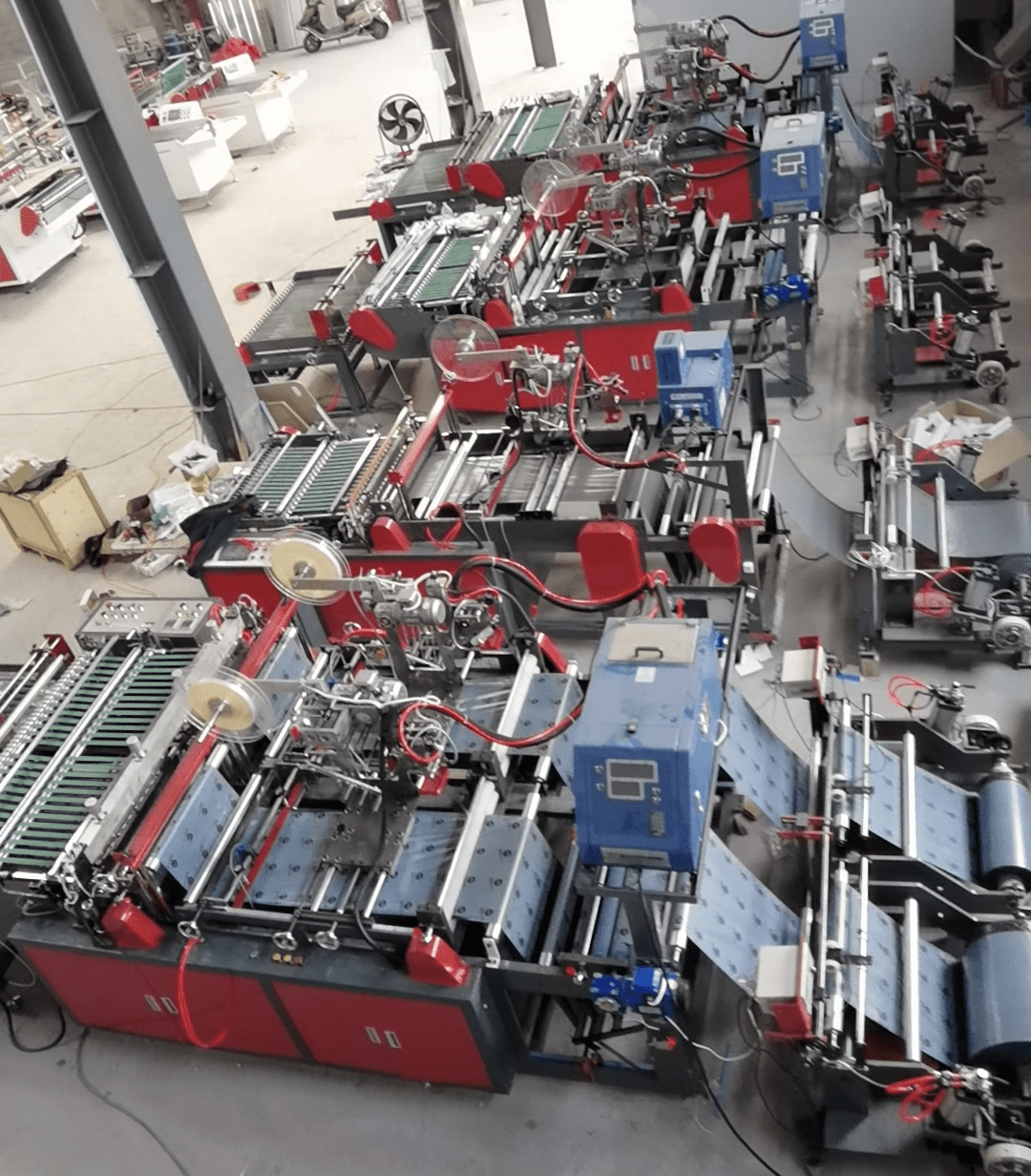 Máquina para fabricar bolsas compostables de PE Express de doble canal con cinta adhesiva Máquina para fabricar bolsas compostables de PE Express de doble canal con cinta adhesiva