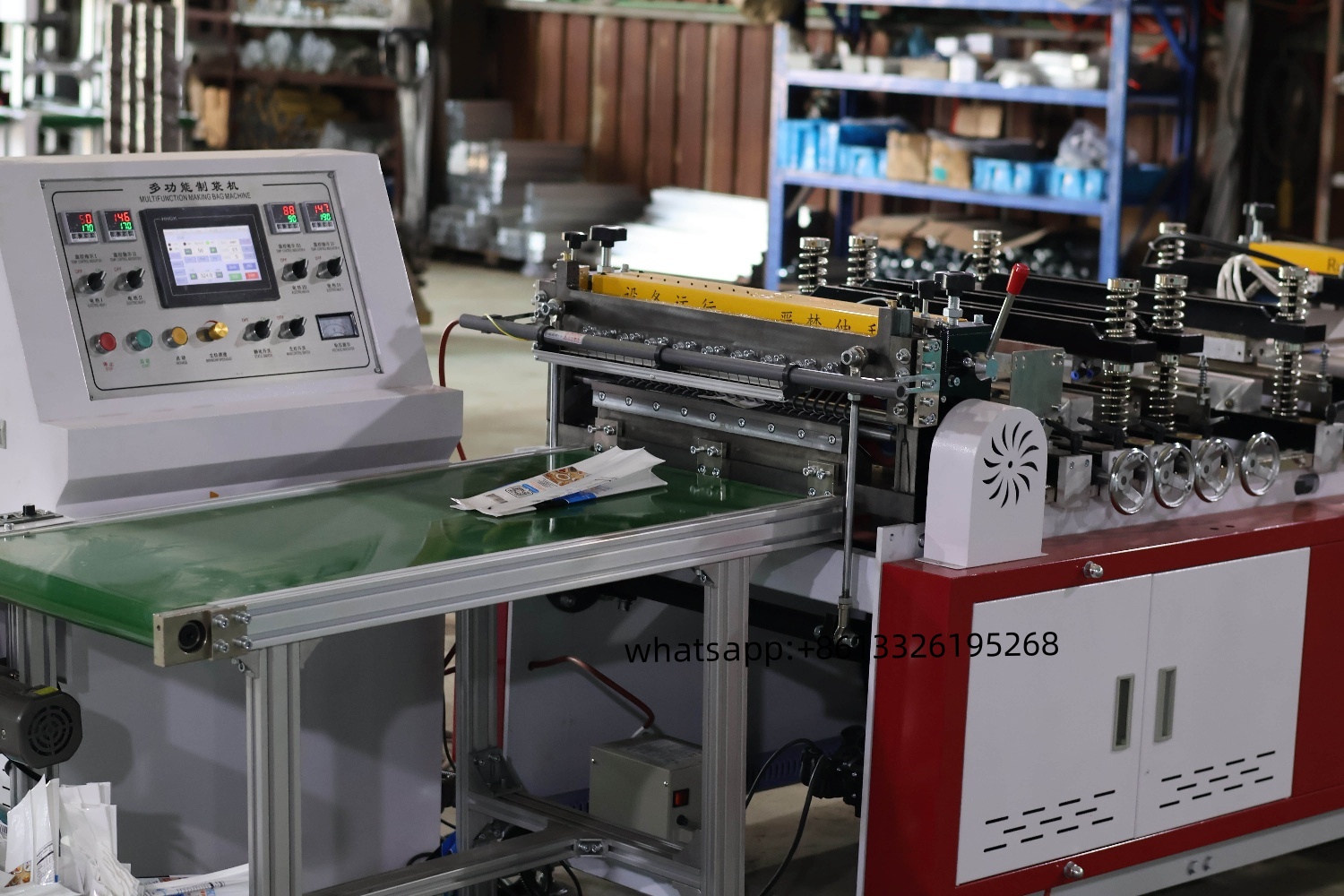 Máquina para fabricar bolsas con sello central y solapado: solución servo de alta velocidad