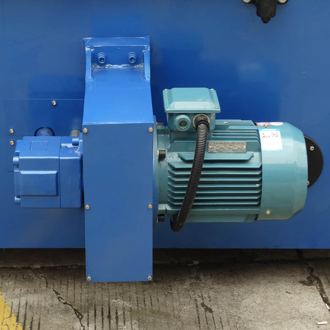 Máquina troqueladora hidráulica semiautomática de cuatro columnas Máquina troqueladora hidráulica semiautomática de cuatro columnas