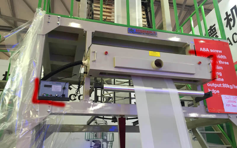 Sistema de tratamiento corona de alto rendimiento para películas plásticas y aplicaciones industrial