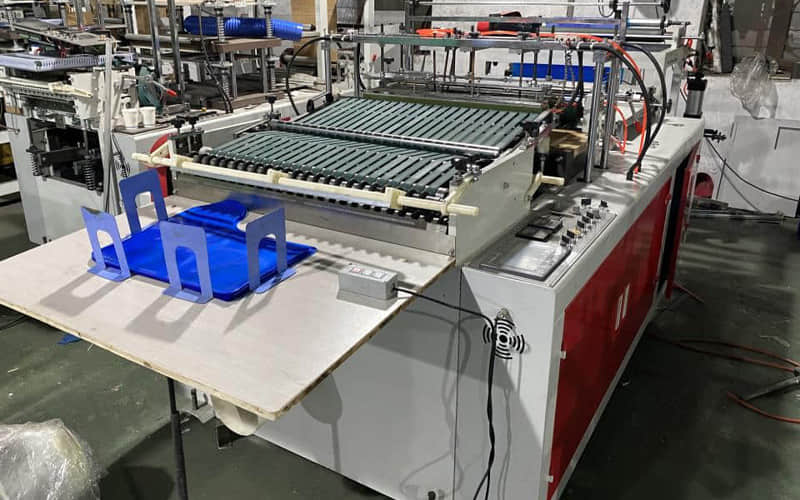 Máquina para fabricar fundas desechables de plástico PE para botas, tamaño 38-45, impermeables